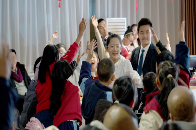 和林书香夜·亲子成语贺新年