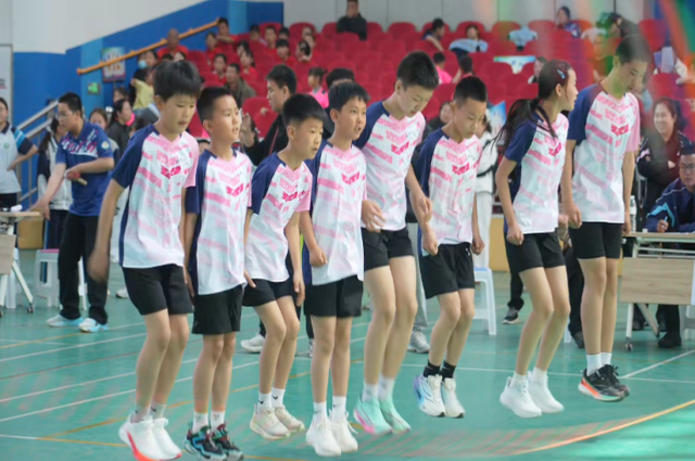 和林格尔县2026年校园花样跳绳比赛举办