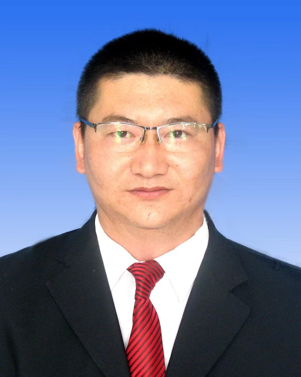  刘小东