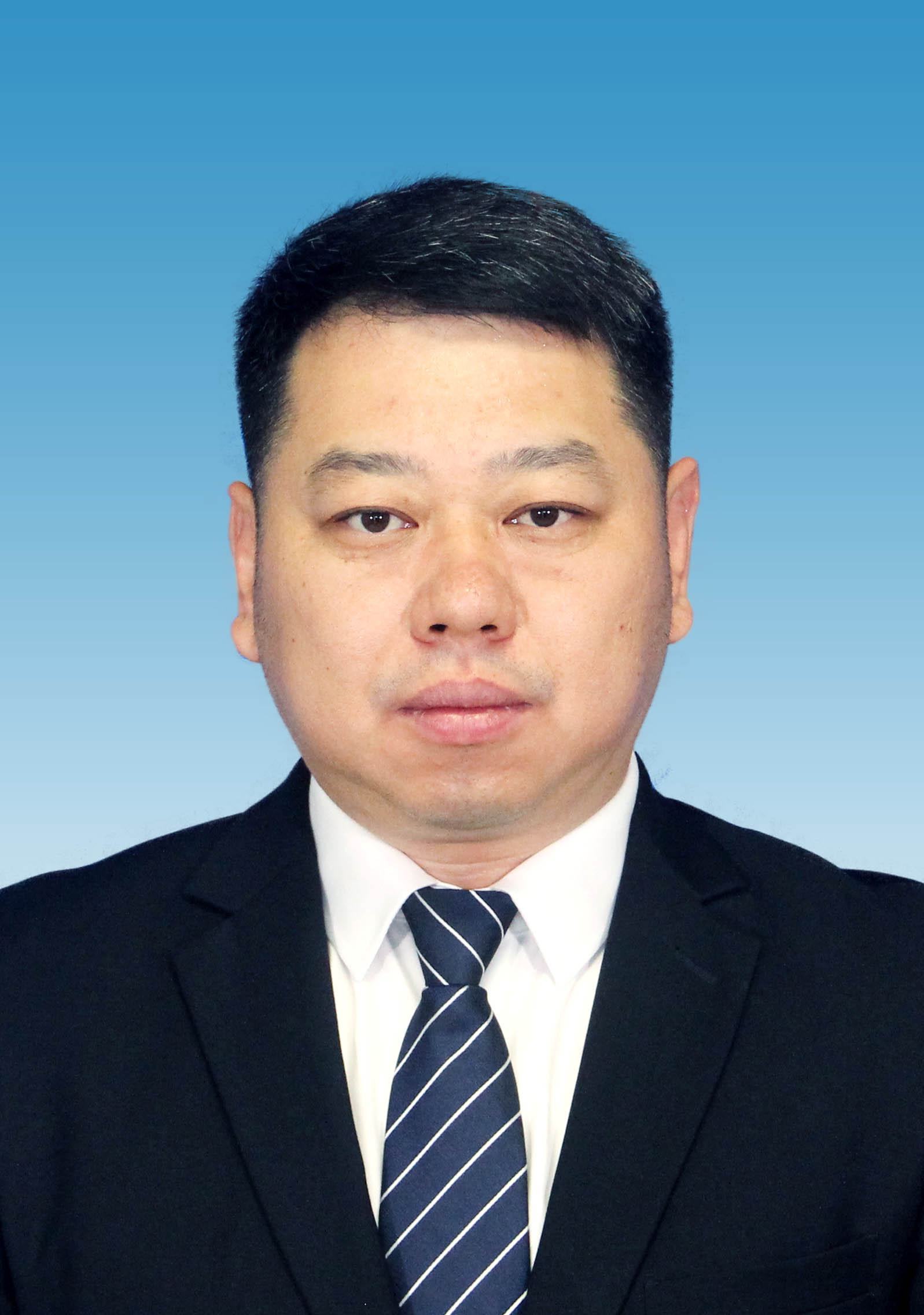  徐　鹏